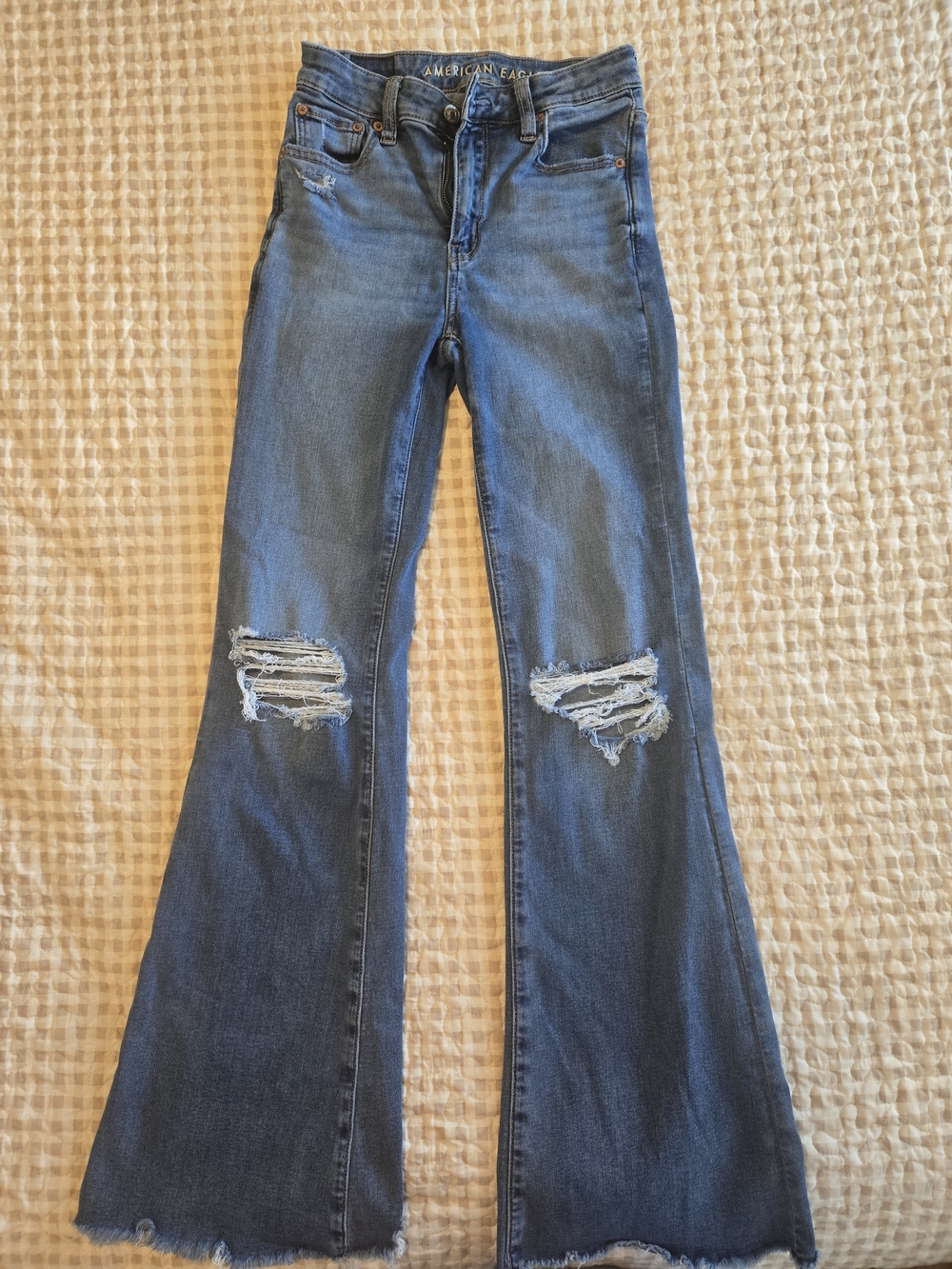 American Eagle Stretchy Super high Rise Flare 00, Western, Boho, Distressed